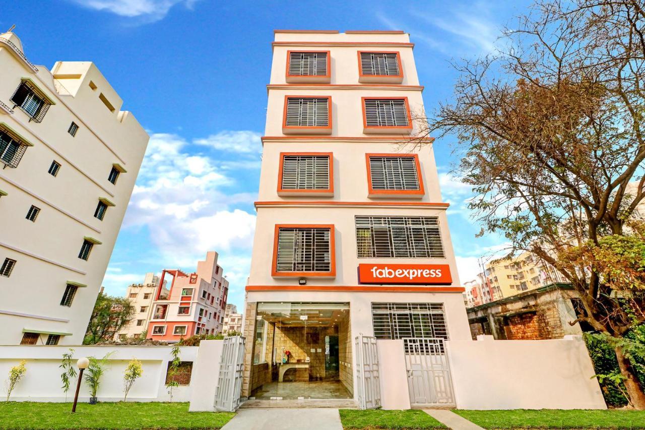 Fabexpress Step Inn - Nr Biswa Bangla Gate Καλκούτα Εξωτερικό φωτογραφία